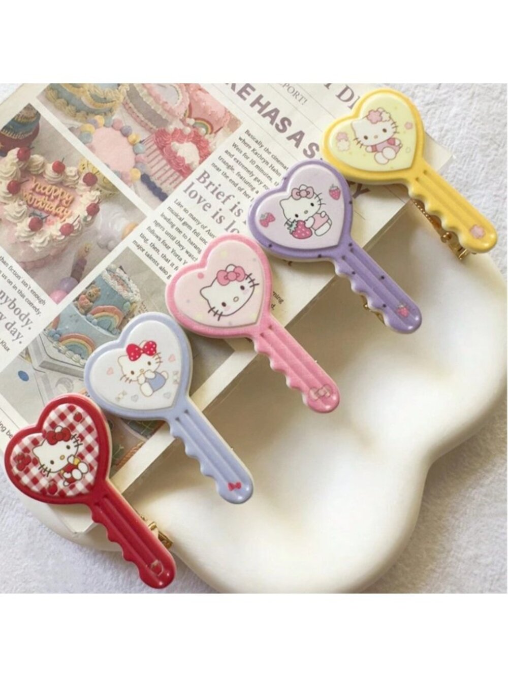 Hello Kitty Love Acrylic Hair Clip – Cute Cartoon Alligator Bangs Clip for Girls